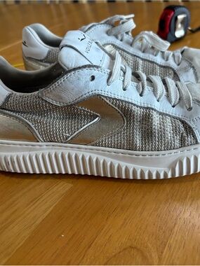 Voile Blanche Woman’s Lipari Sneaker